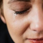 El Viaje de Clara: Descubriendo los Vínculos entre la Fibromialgia, la Ansiedad y la Empatía.